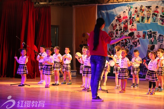 安徽滁州紅纓愛(ài)心•萬(wàn)豪幼兒園舉辦慶六一文藝匯演