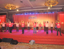 暖場(chǎng)舞：給我?guī)酌腌?></a></dt>
          <dd class="title"><a href=