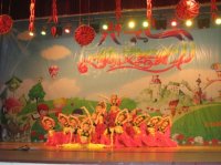 榮獲玉林城區(qū)幼兒園慶六一文藝匯演一等獎的舞蹈《咚巴拉》